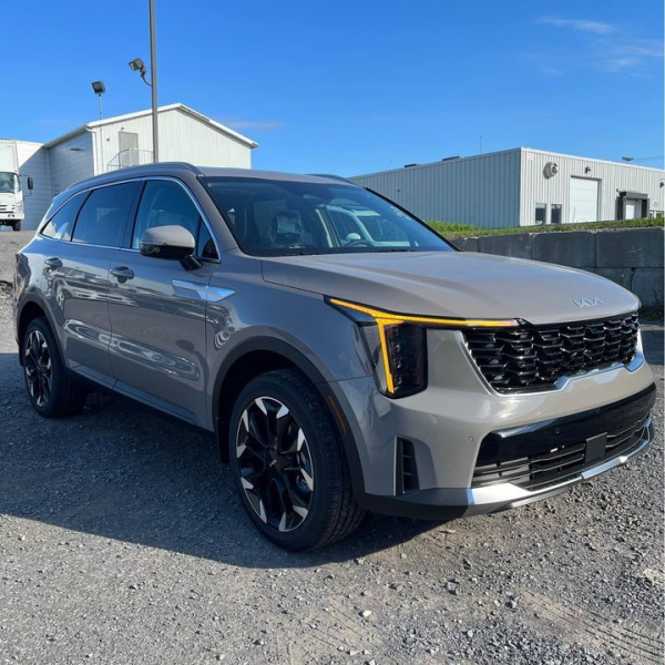 SOLD - 2025 Kia sorento
